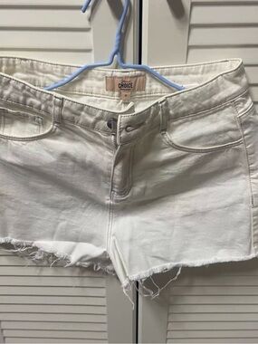 Choices White Distressed Denim Cutoff Shorts